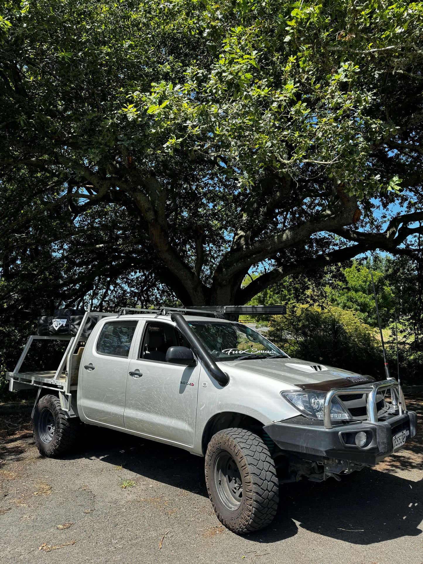 N70 Hilux 4" Short Entry Stainless Snorkel