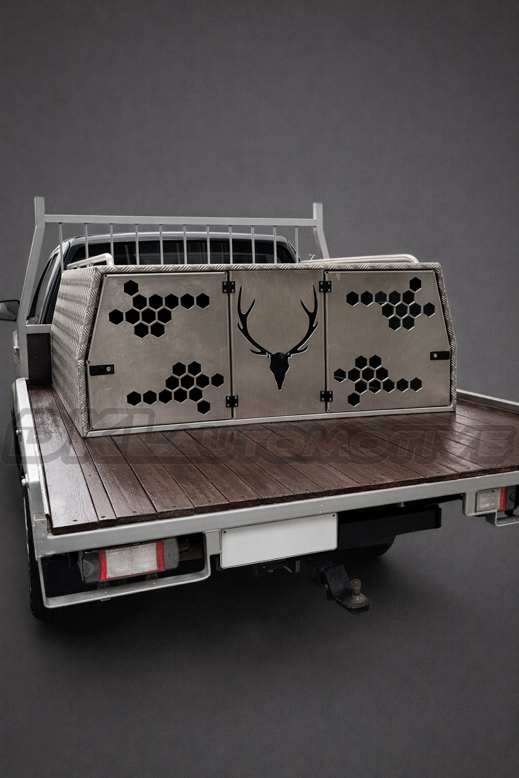 The 'Stag'  2 Bay Dog Box